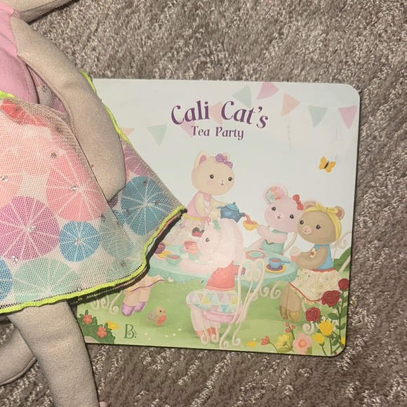 Cali cat plush with book - Picture 3 of 7
